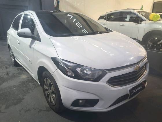 CHEVROLET ONIX 1.0 MPFI LT 8V FLEX 4P MANUAL CHEVROLET ONIX 1.0 MPFI LT 8V FLEX 4P MANUAL
